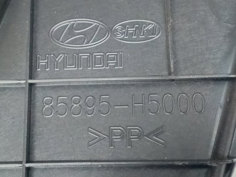 Обшивка стойки Hyundai Solaris 2019