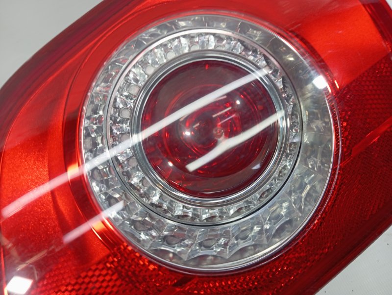 Фонарь Volkswagen Passat 2009 B6