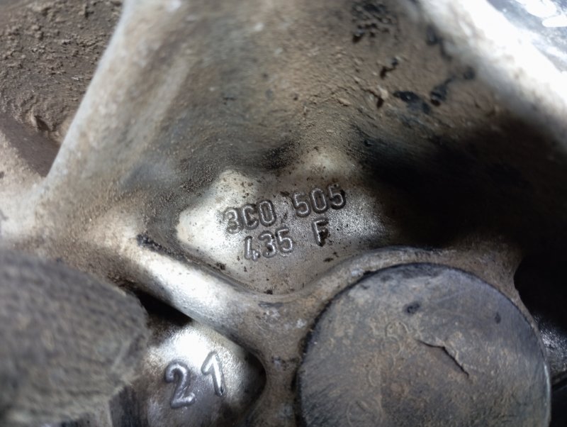 Кулак поворотный Volkswagen Passat 2009 B6