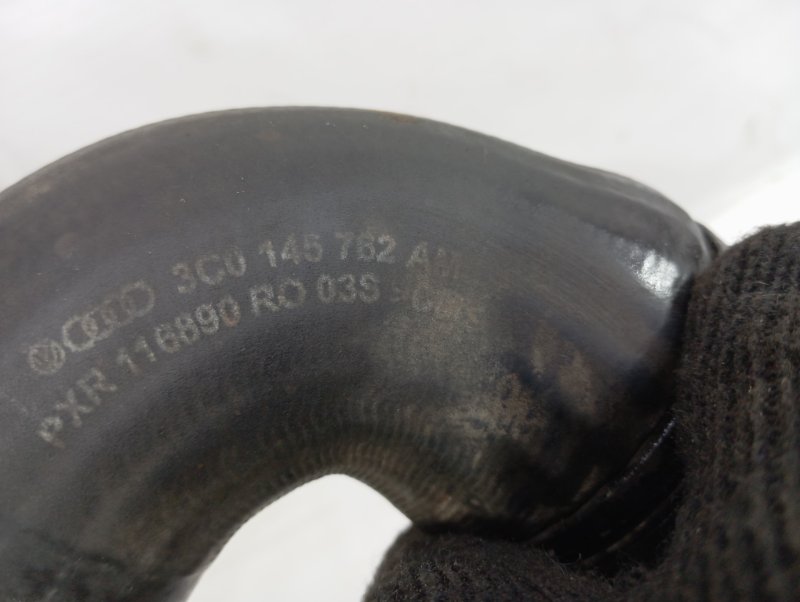 Патрубок интеркулера Volkswagen Passat 2009 B6