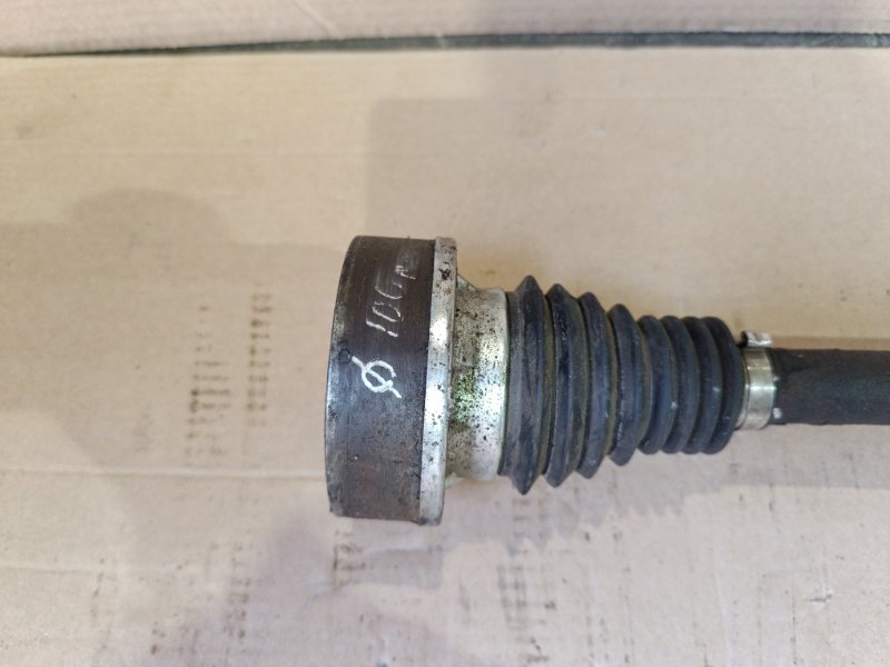 Привод Skoda Octavia 2004-2013 A5