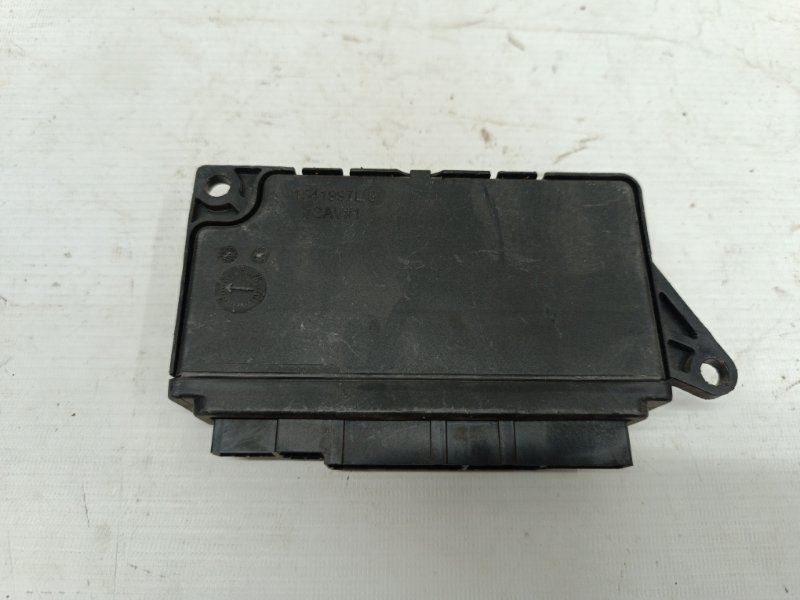 Блок комфорта Cadillac SRX 2003-2009 FEE