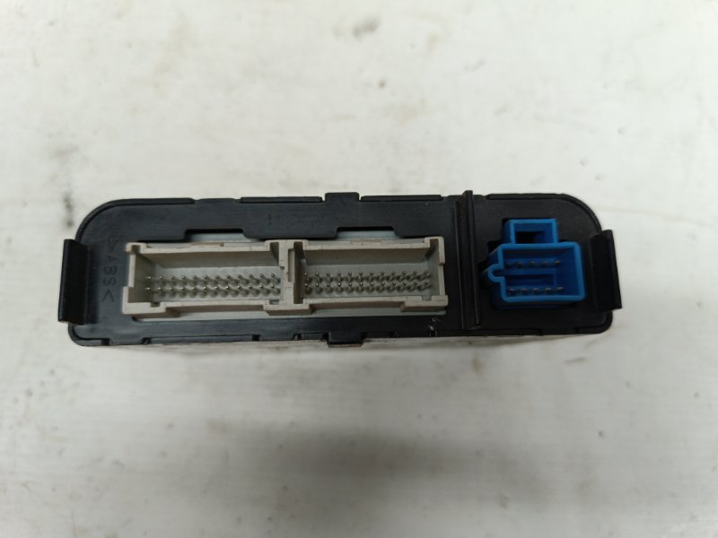 Блок комфорта Cadillac SRX 2003-2009 FEE