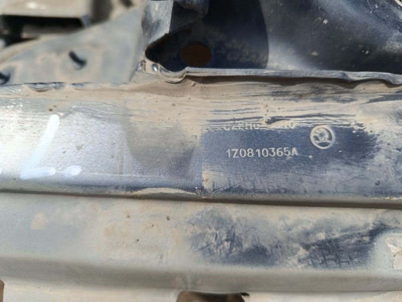 Четверть, лонжерон SKODA Octavia 2011 a5