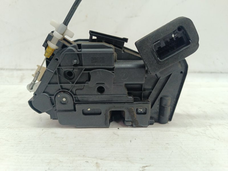 Замок двери Volkswagen Polo 2013 MK5