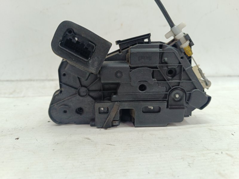 Замок двери Volkswagen Polo 2013 MK5