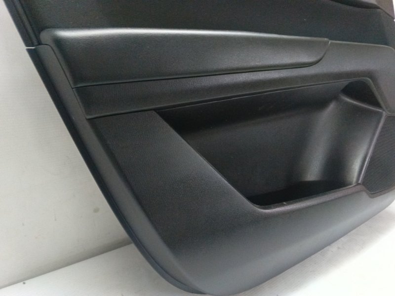 Обшивка двери Mazda CX-5 KF