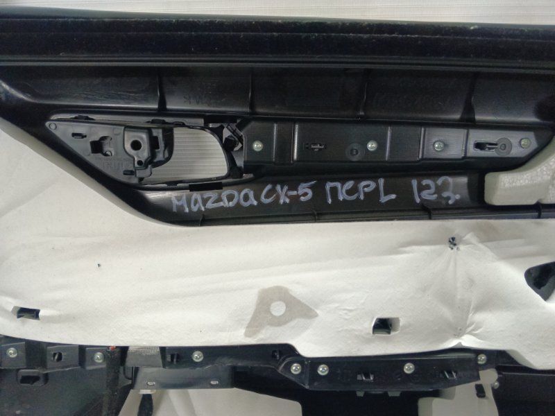 Обшивка двери Mazda CX-5 KF