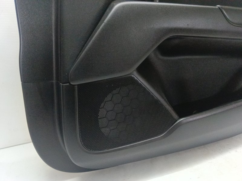 Обшивка двери Mazda CX-5 KF