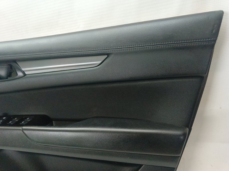 Обшивка двери Mazda CX-5 KF