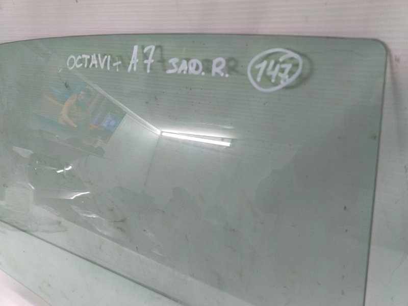 Стекло Skoda Octavia 2015 A7