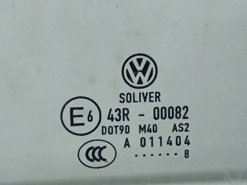 Стекло Volkswagen Passat 2009 B6