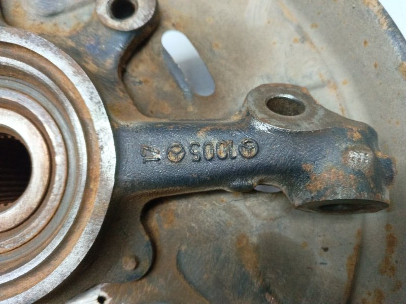Кулак поворотный Mercedes-Benz S-Class 1992 W140