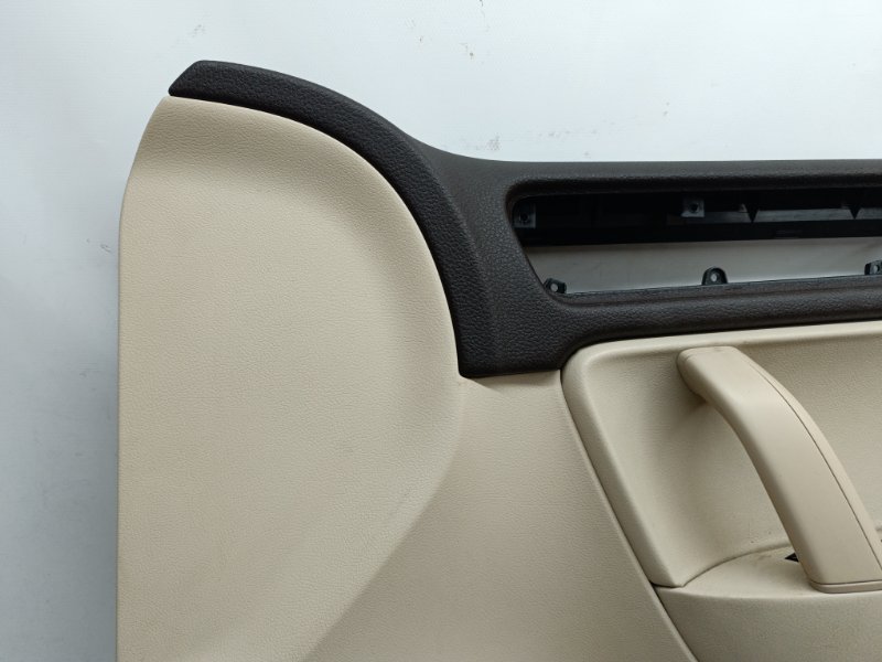 Обшивка двери Volkswagen Touareg 2012 7P5,7P6