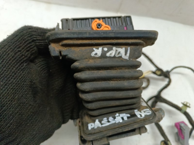Проводка двери Volkswagen Passat 2009 B6