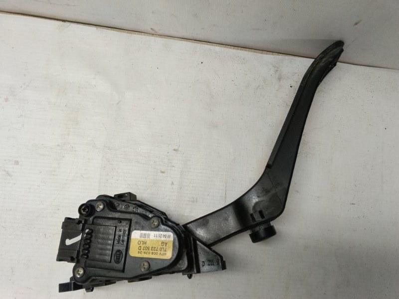 Педаль газа Volkswagen Touareg 2012 7P5,7P6