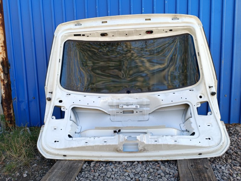 Крышка багажника Volkswagen Touareg 2012 7P5,7P6