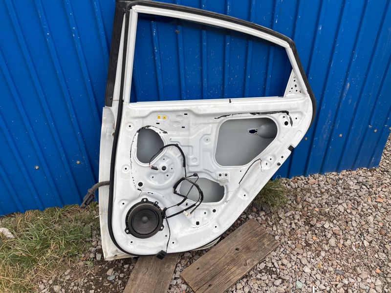 Дверь Hyundai Solaris 2019