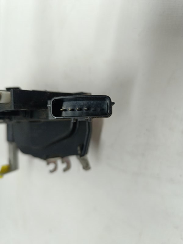 Замок двери Nissan Leaf 2012 ZE0