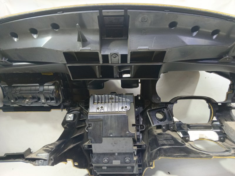 Торпедо Cadillac BLS 2006