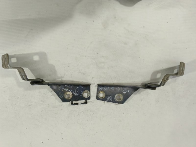 Петля капота Renault Megane 2006