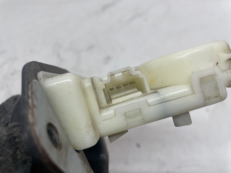 Замок багажника Nissan Leaf 2012 ZE0