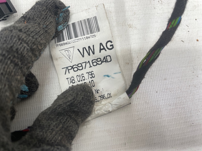 Проводка двери Volkswagen Touareg 2012 7P5,7P6