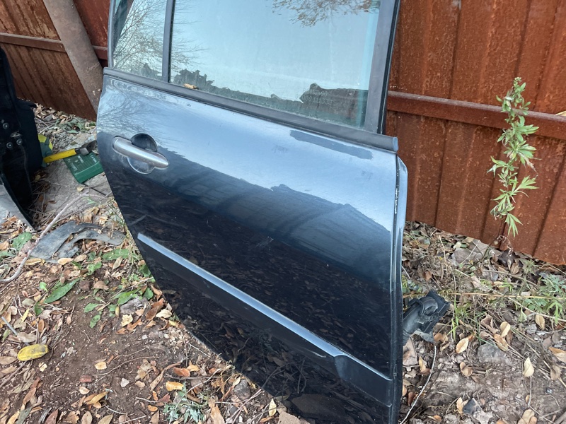Дверь Renault Megane 2006