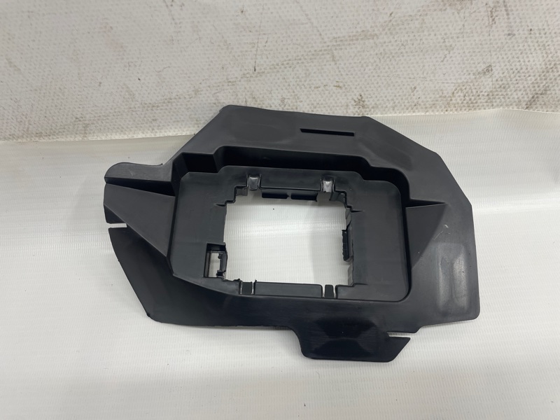 Кронштейн бампера Geely Monjaro 2023 KX11