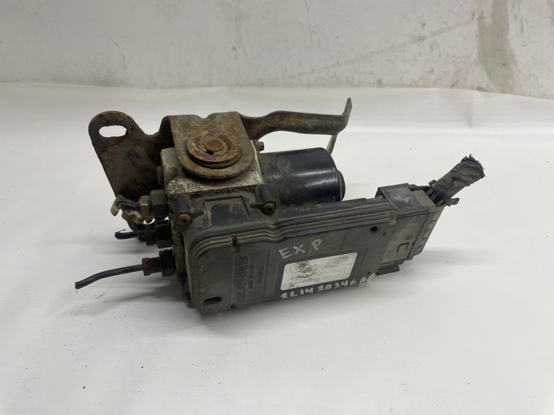 Блок ABS Ford Expedition 2000 UN93