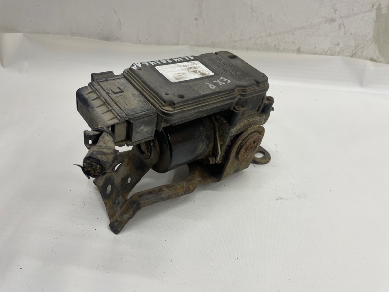 Блок ABS Ford Expedition 2000 UN93