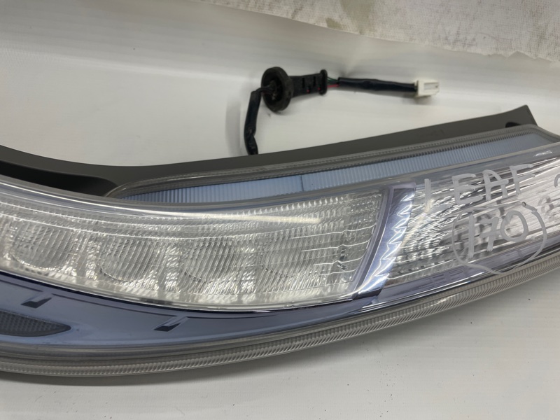 Фонарь Nissan Leaf 2012 ZE0