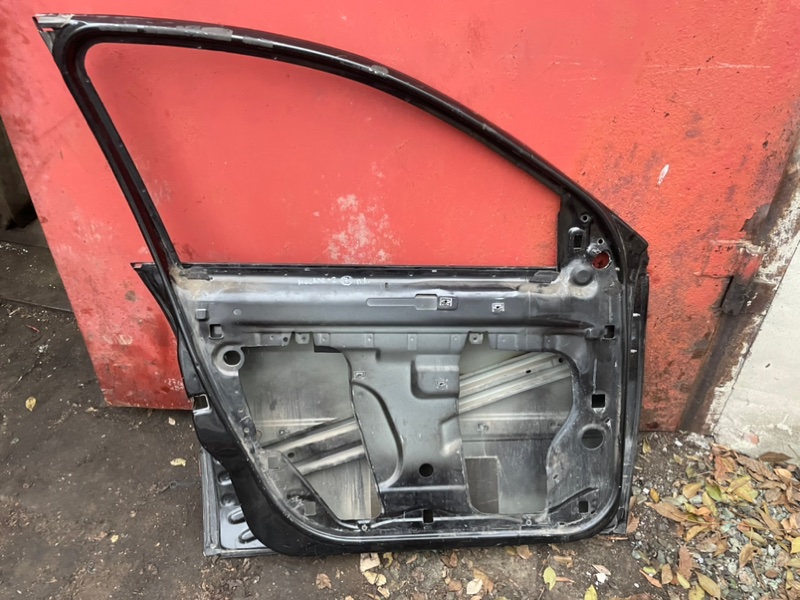 Дверь Renault Megane 2006