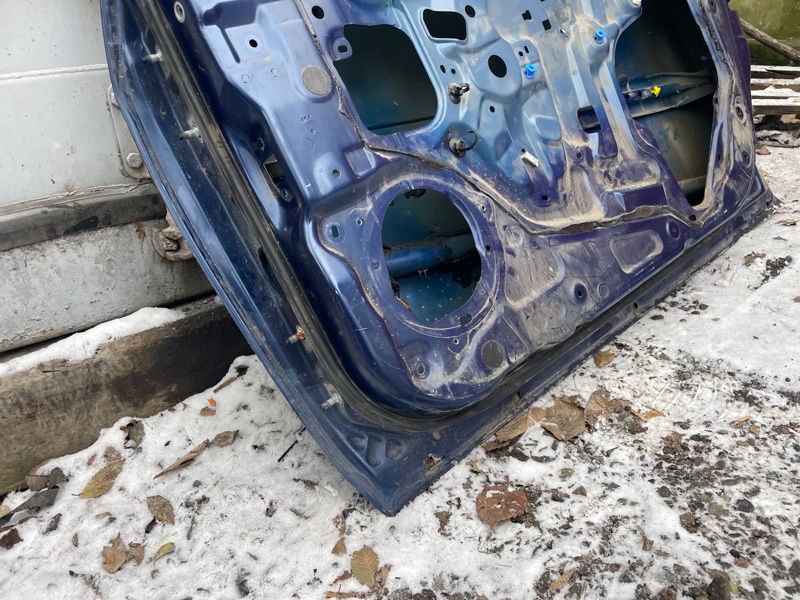 Дверь Nissan Almera 2018 G15