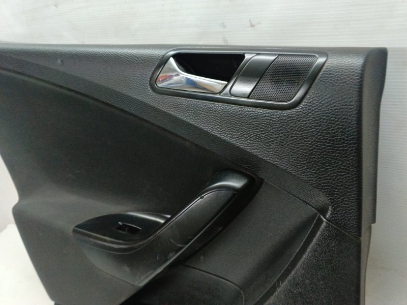 Обшивка двери Volkswagen Passat 2009 B6