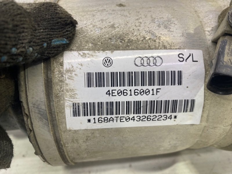 Пневмостойка Audi A 8 2005 4E2, 4E8