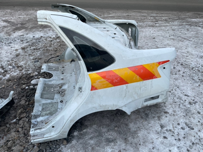 Крыло lada Granta