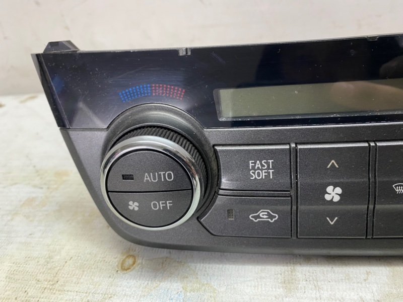 Блок управления климат-контролем Toyota Rav 4 2013 A40