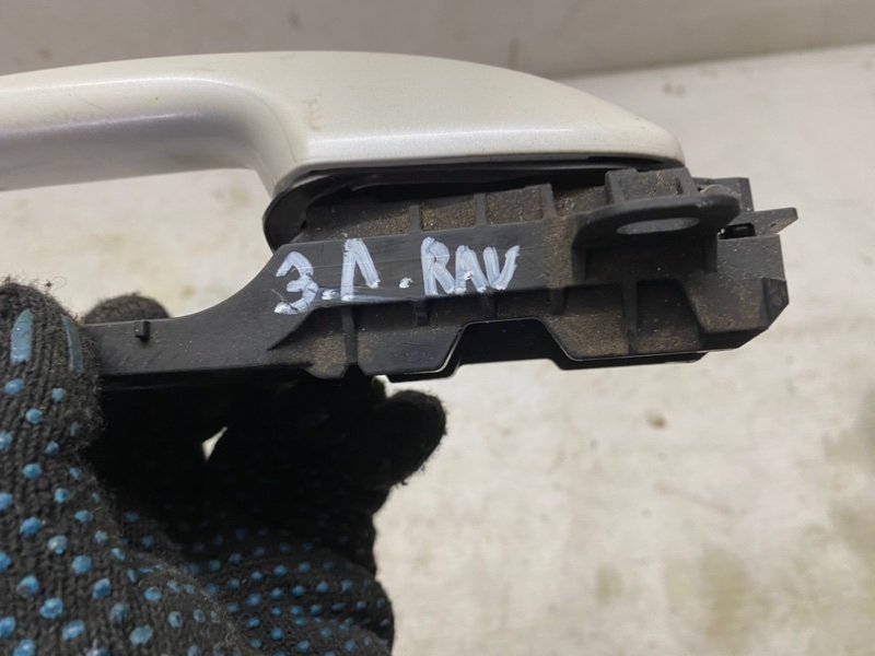Ручка двери Toyota Rav 4 2013 A40