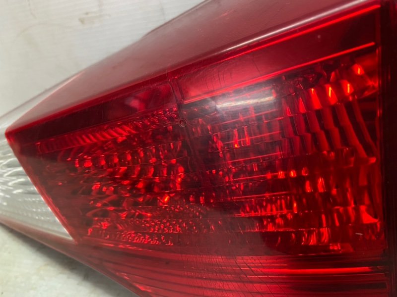Фонарь Toyota Rav 4 2013 A40