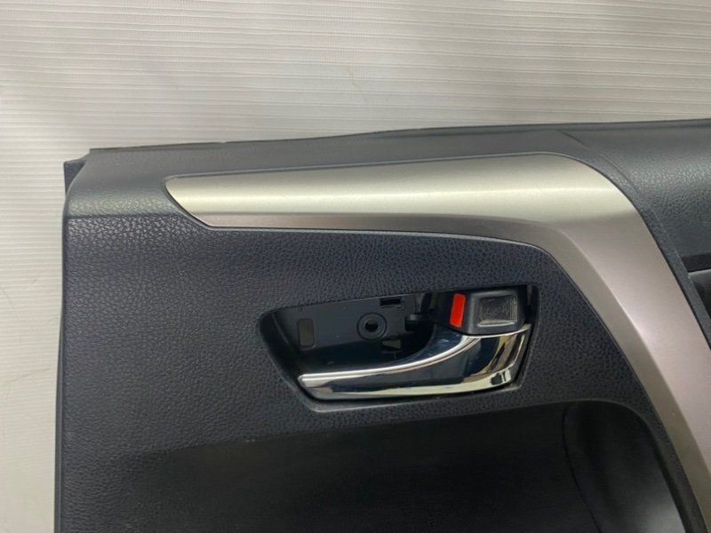 Обшивка двери Toyota Rav 4 2013 A40