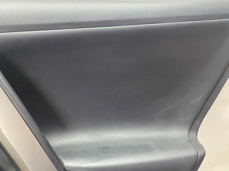 Обшивка двери Toyota Rav 4 2013 A40