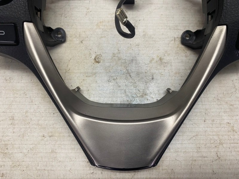 Кнопка в руль Toyota Rav 4 2013 A40