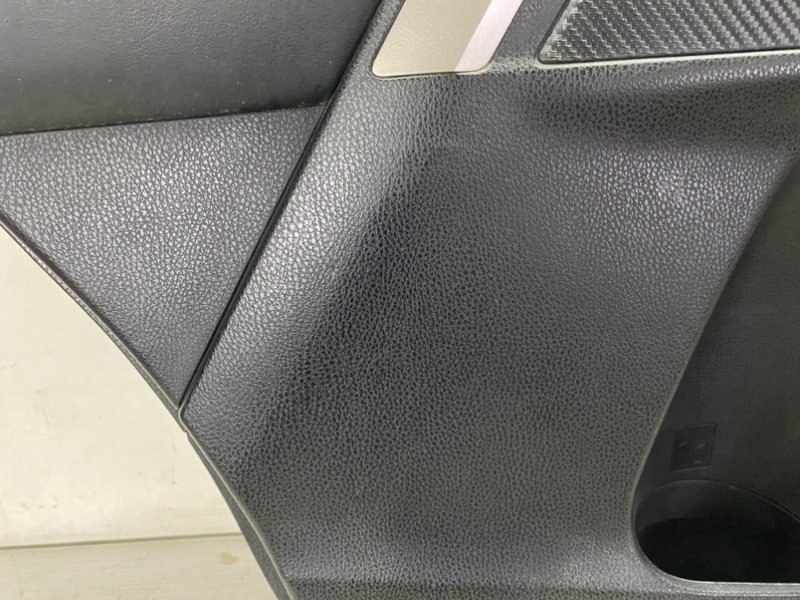 Обшивка двери Toyota Rav 4 2013 A40