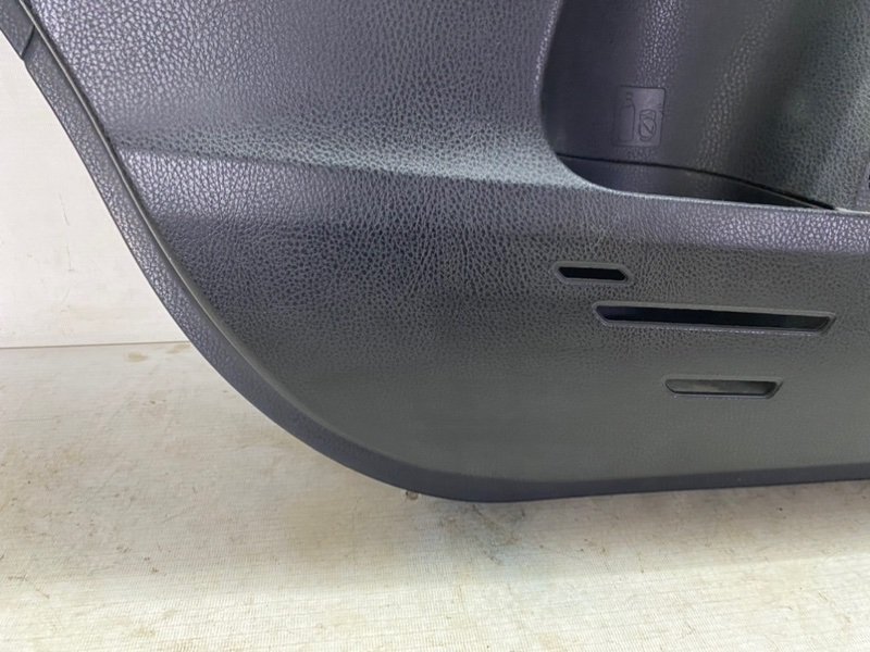 Обшивка двери Toyota Rav 4 2013 A40