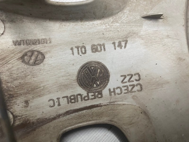 Колпак колеса Volkswagen Caddy 3