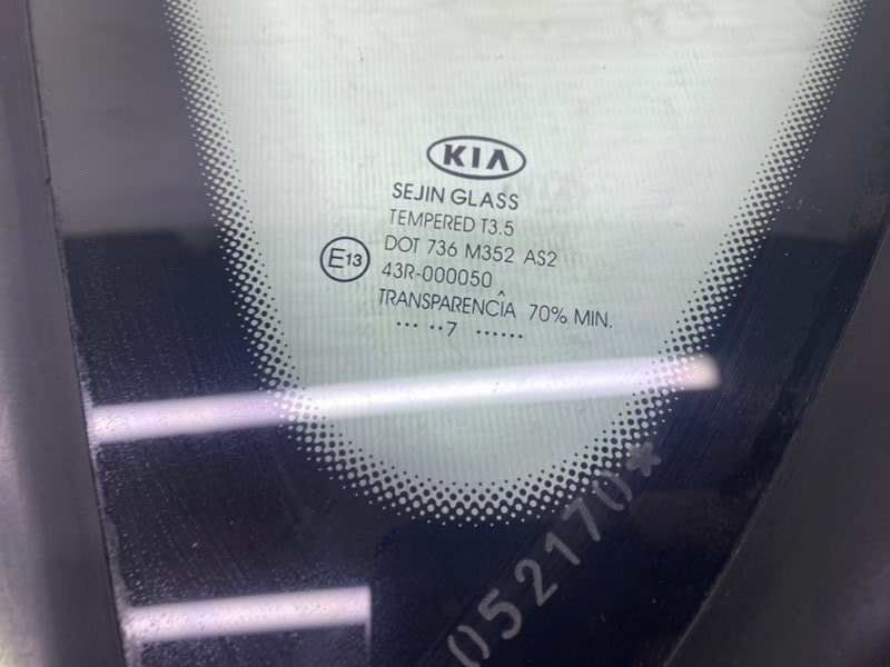 Стекло кузовное глухое Kia Ceed 2007 ED