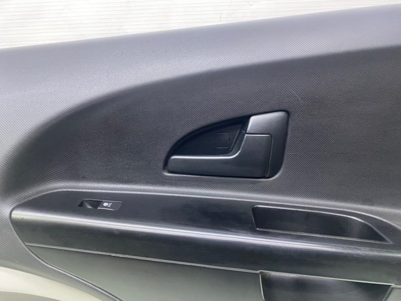 Обшивка двери Kia Ceed 2007 ED