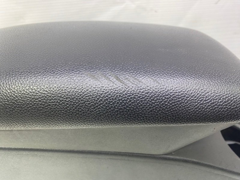 Консоль Kia Ceed 2007 ED