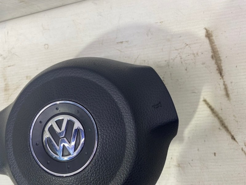 Подушка безопасности в руль Volkswagen Polo 2011